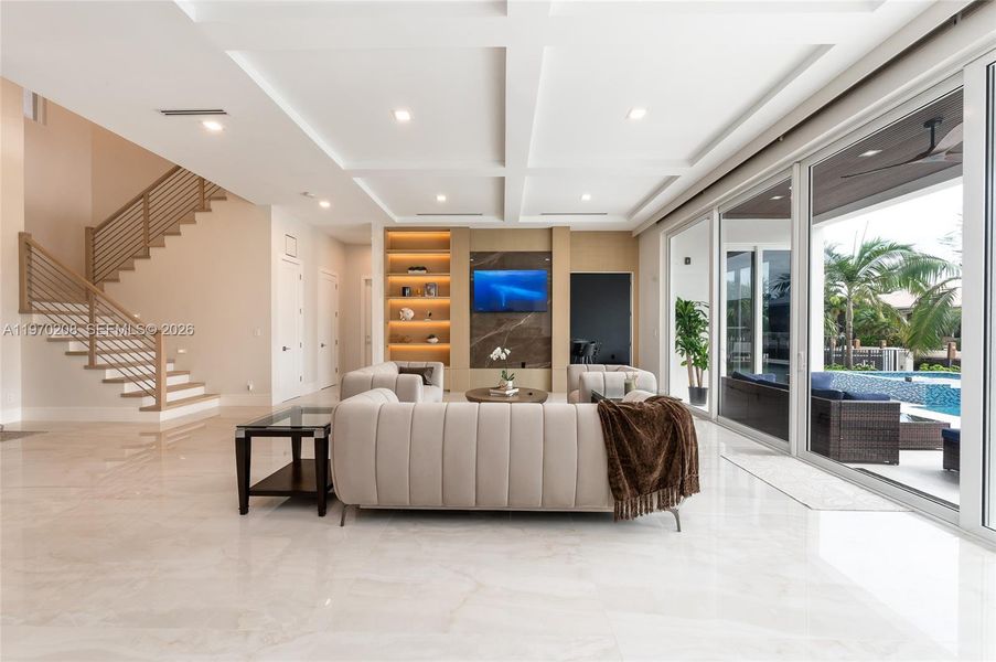 Image 47 of a home in .