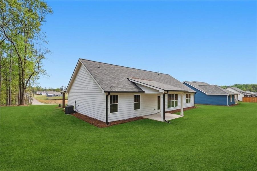 Exterior details and patio area of a home in , Hartwell (Image 3).