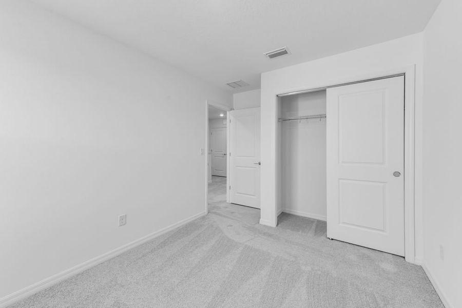 Spacious, unfurnished interior of a new home in Vinterra Townhomes, Nokomis (Image 16).