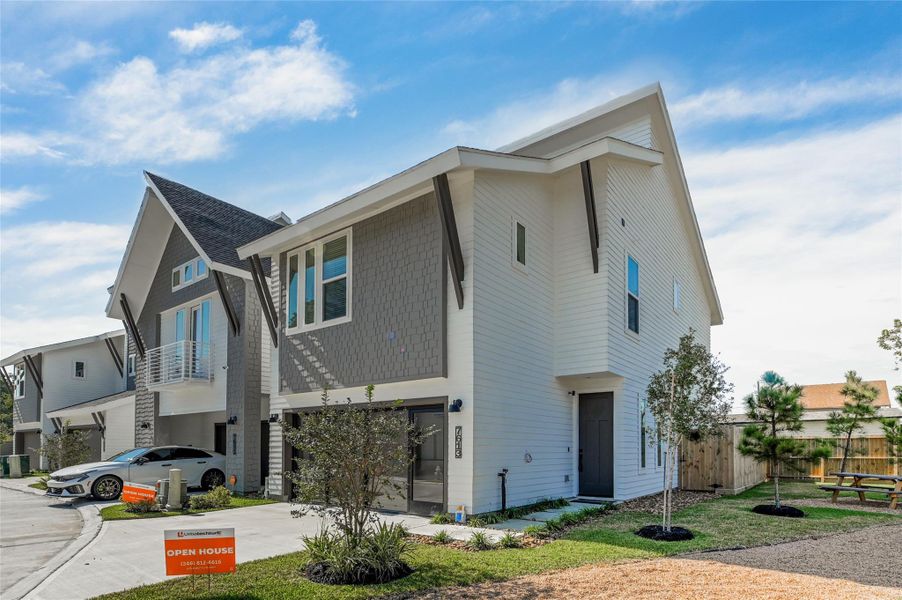 Exterior details and patio area of a home in , Houston (Image 31).