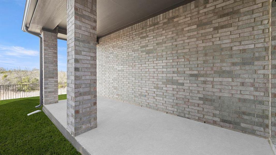 25. 1662 Gracehill - Patio