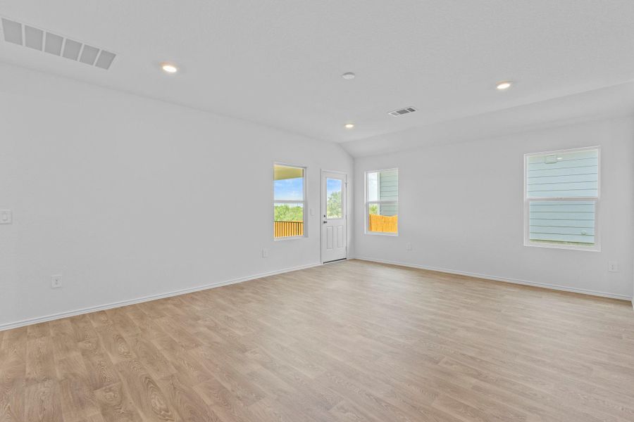 Spacious, unfurnished interior of a new home in Durango, Mustang Ridge (Image 22). Spacious, unfurnished interior of a new home in Durango, Mustang Ridge (Image 22).