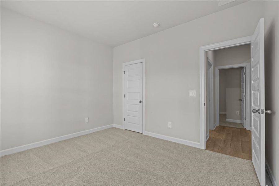 Spacious, unfurnished interior of a new home in Creek Ridge - Signature Collection, Spartanburg (Image 12). Spacious, unfurnished interior of a new home in Creek Ridge - Signature Collection, Spartanburg (Image 12).