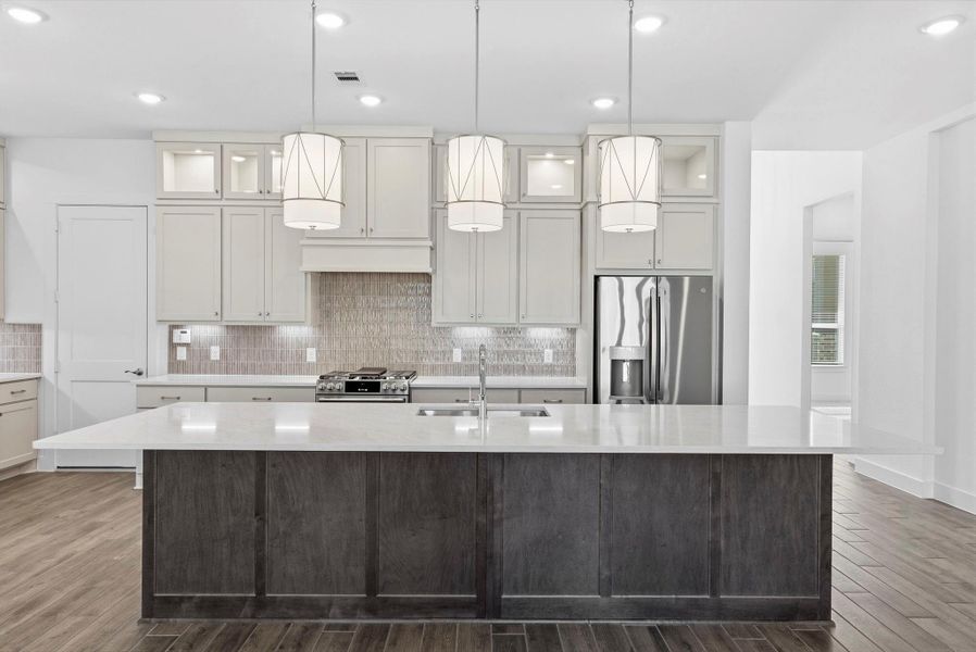 Furnished interior view inside a new home in Meridiana, Manvel (Image 11).