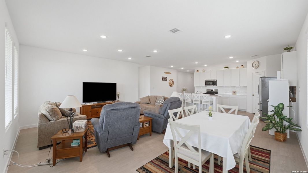 Furnished interior view inside a new home in Navarro Ranch, Seguin (Image 5).