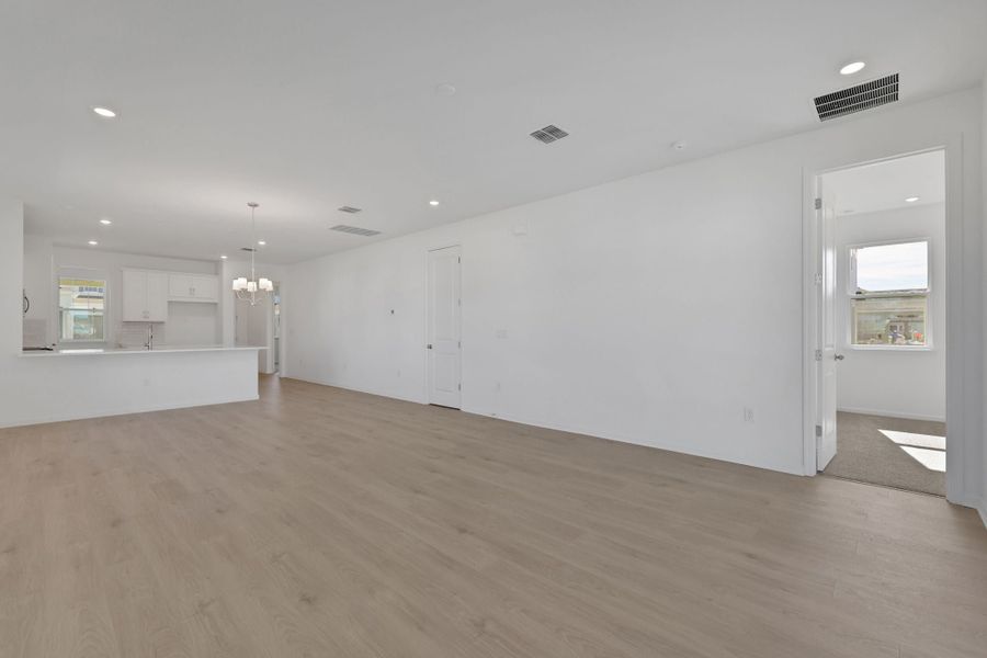 New Home in Apopka, FL.  - Slide 24