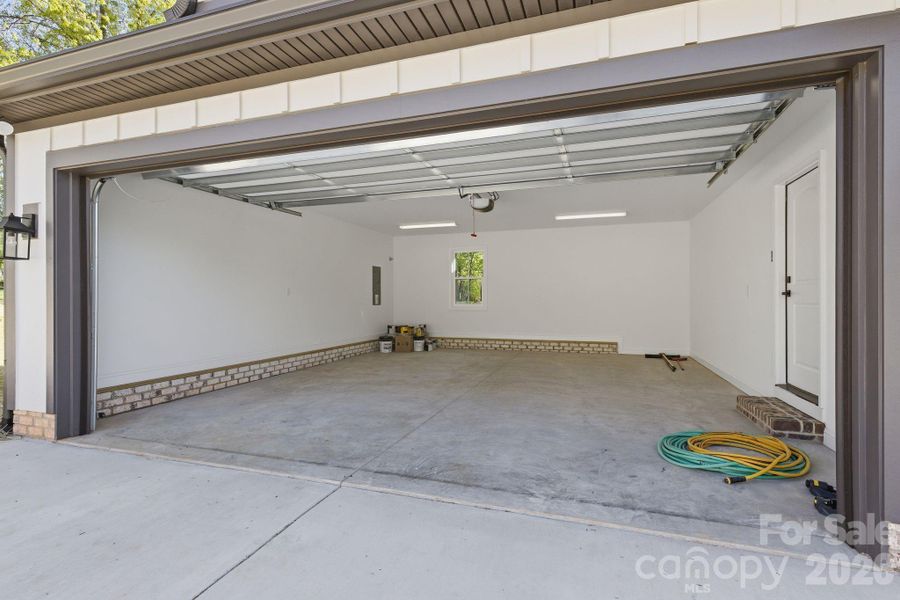 Exterior details and patio area of a home in , Lincolnton (Image 24).