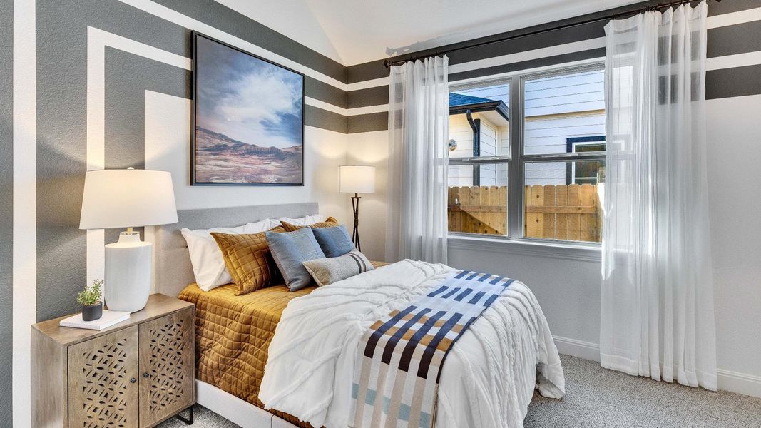 Model home photos of similar floorplans, not pictures of actual home. Model home photos of similar floorplans, not pictures of actual home.