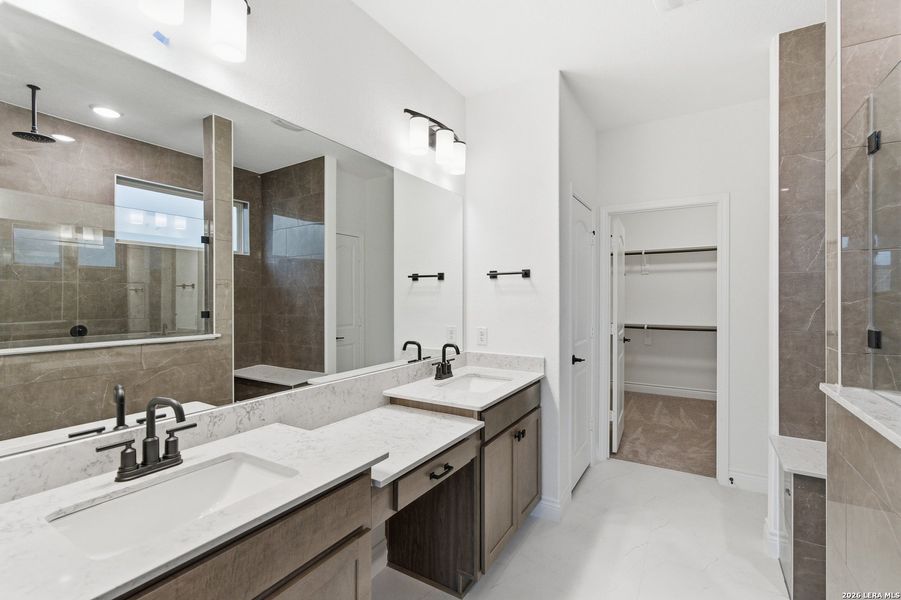 Furnished interior view inside a new home in Davis Ranch, San Antonio (Image 10).