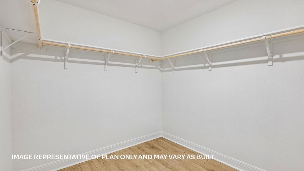 Spacious, unfurnished interior of a new home in Riverview, Georgetown (Image 45).