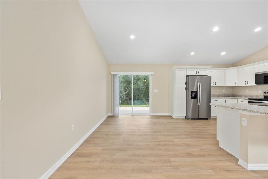 Spacious, unfurnished interior of a new home in , Ocala (Image 51).