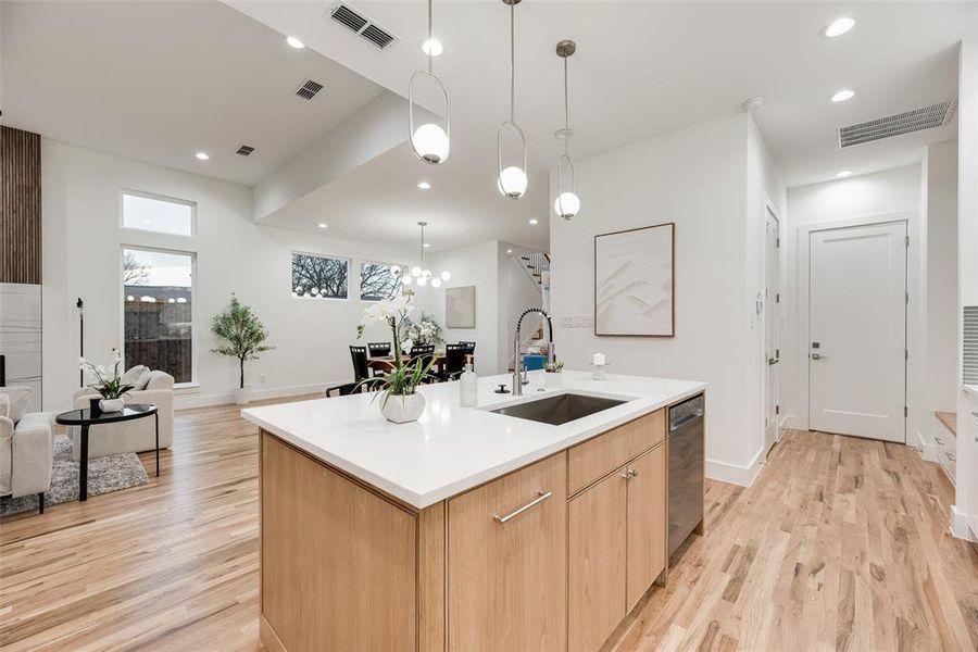 Furnished interior view inside a new home in , Dallas (Image 19).