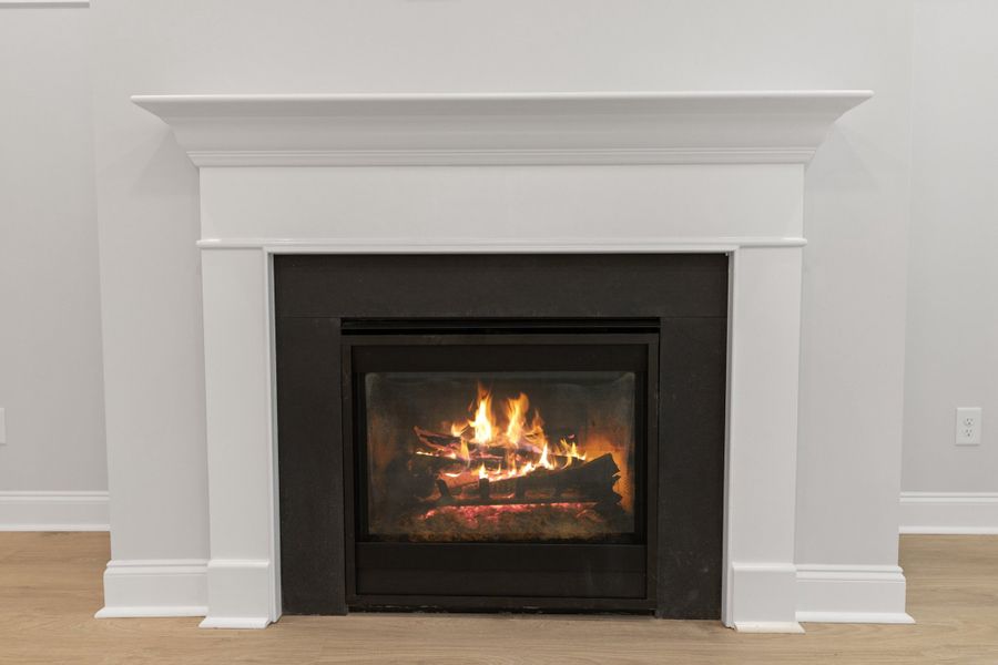 Representative interior finishes for a home built from the The Ellery by RobuckHomes in Baylee Ridge, Selma (Image 69).