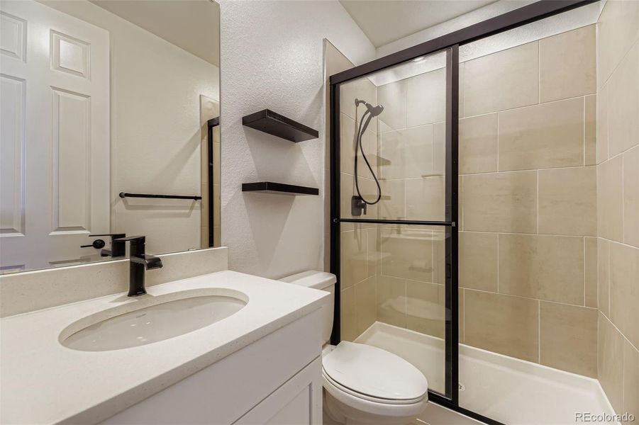 Image 33 of a home in .