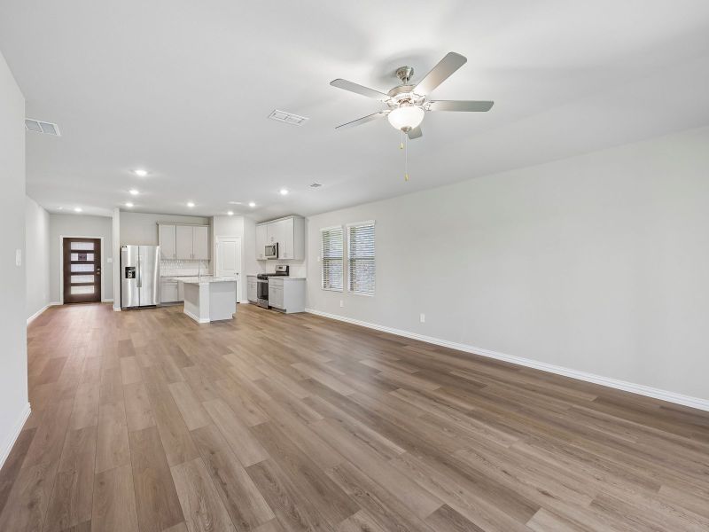 Spacious, unfurnished interior of a new home in Stella Hills, Denton (Image 10). Spacious, unfurnished interior of a new home in Stella Hills, Denton (Image 10).