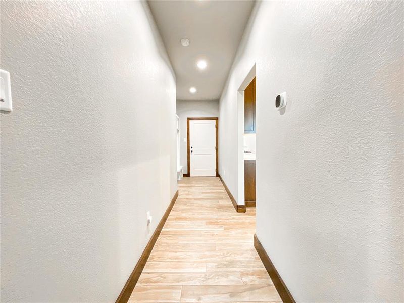 Spacious, unfurnished interior of a new home in , Tuscola (Image 35).