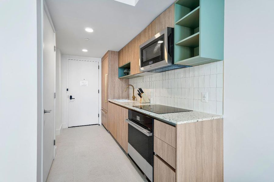 002-601Northeast1stAvenue-Miami-FL-33132