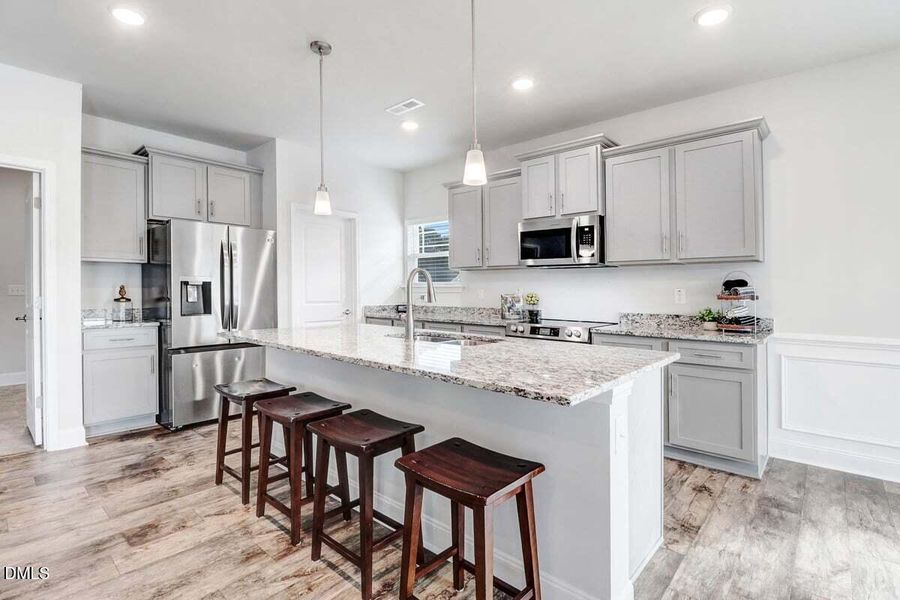 508 Madison Ann Dr-34