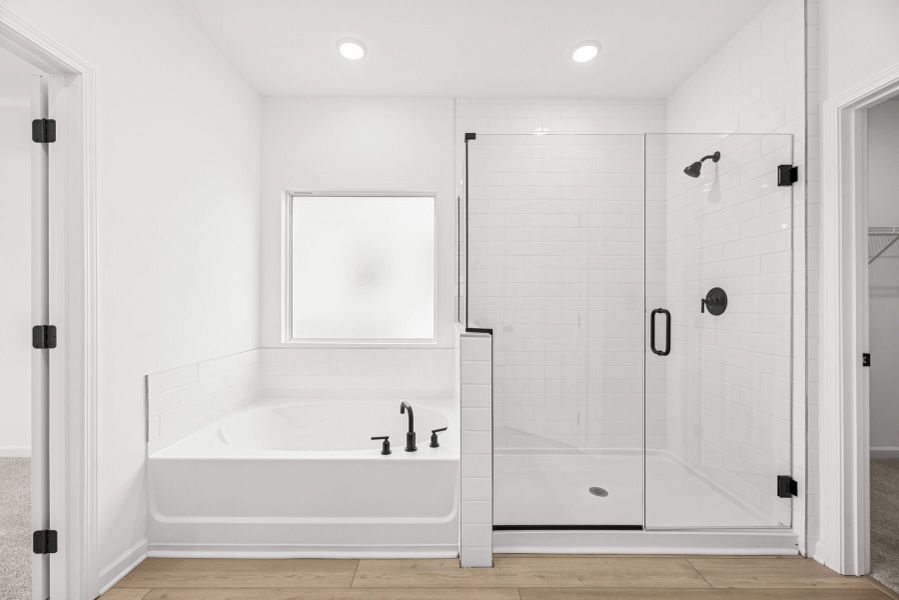 Owner's Bathroom Owner's Bathroom