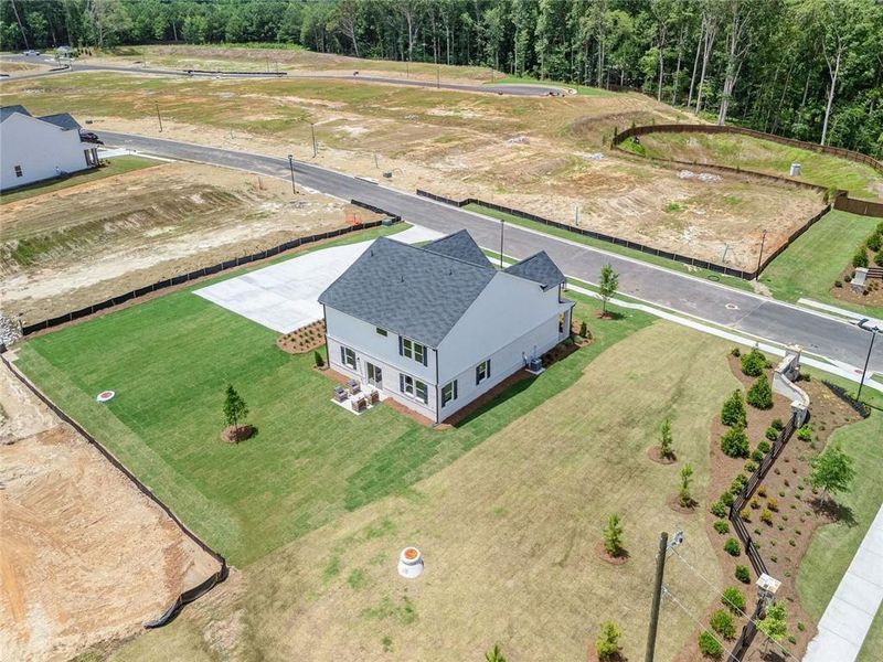 Image 35 of a home in Oak Grove Glen.