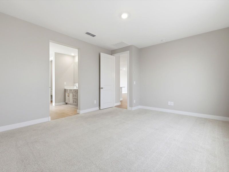 Spacious, unfurnished interior of a new home in Legacy Place, Glendale (Image 18). Spacious, unfurnished interior of a new home in Legacy Place, Glendale (Image 18).