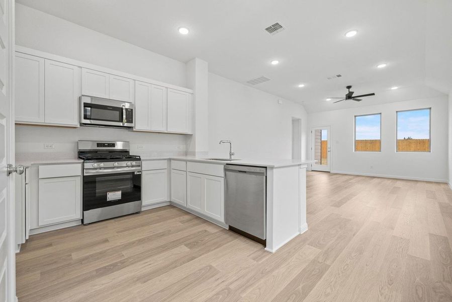 Furnished interior view inside a new home in Trinity Ranch, Elgin (Image 13).