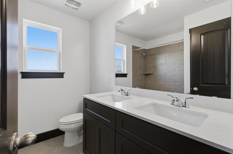 Furnished interior view inside a new home in , Pflugerville (Image 15).