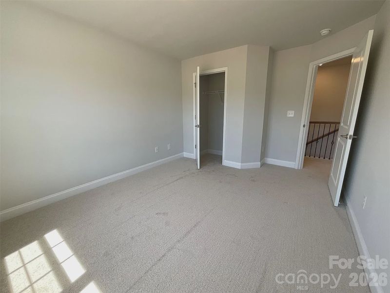 Spacious, unfurnished interior of a new home in Lauren Pines, York (Image 20).