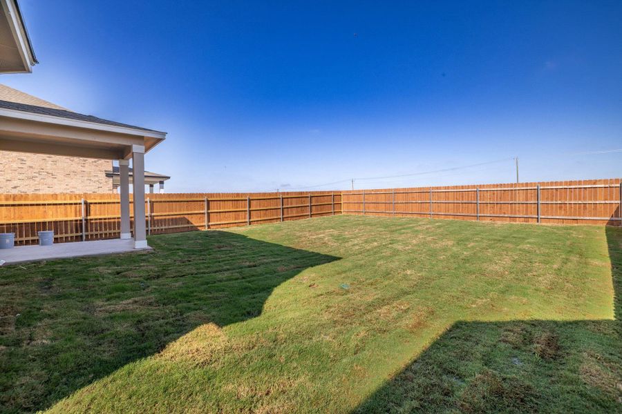 Exterior details and patio area of a home in Salerno - Heritage Collection, Round Rock (Image 20).