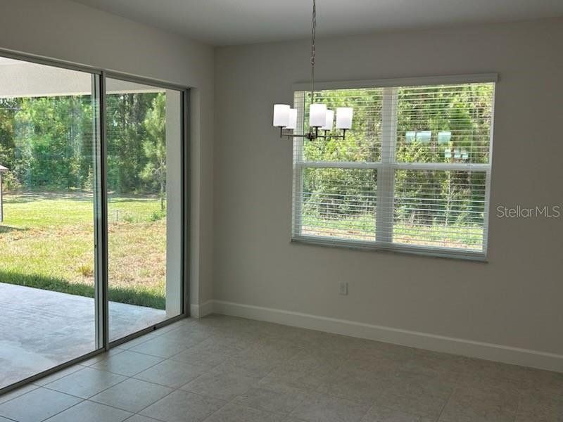 Spacious, unfurnished interior of a new home in , Palm Bay (Image 11).