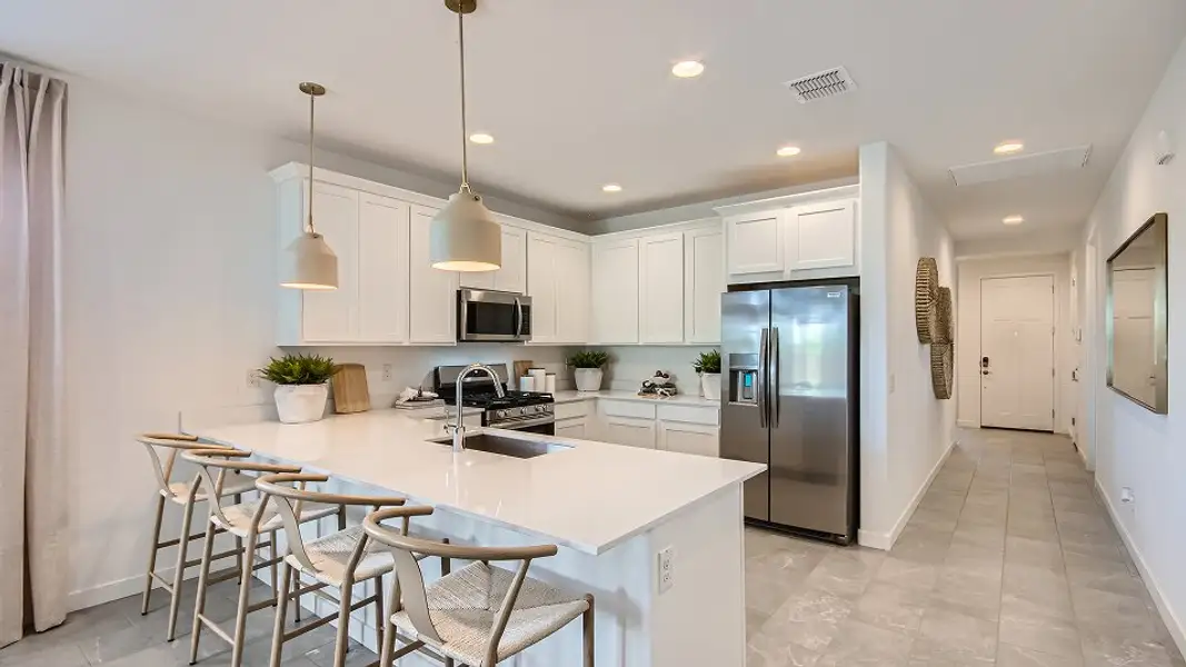 3580 Latitude Kitchen 2of3 F1 Base4