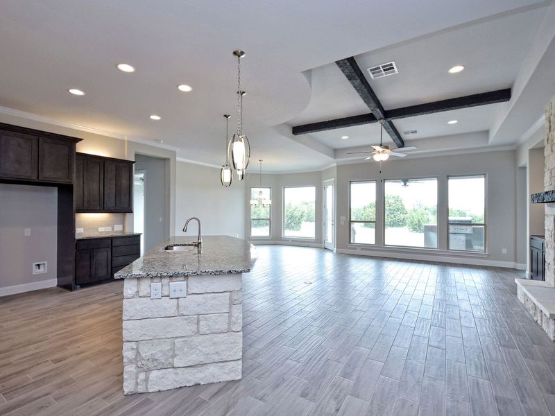 Representative unfurnished interior of a home built from the San Simeon I by Giddens Homes in Clearwater Ranch, Liberty Hill (Image 442).