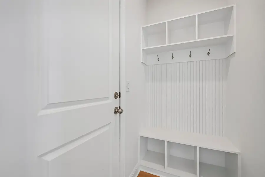 Spacious, unfurnished interior of a new home in Sage Hollow, Kyle (Image 15).
