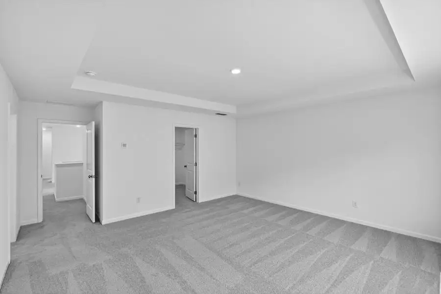 Spacious, unfurnished interior of a new home in Heritage River, Euharlee (Image 19). Spacious, unfurnished interior of a new home in Heritage River, Euharlee (Image 19).