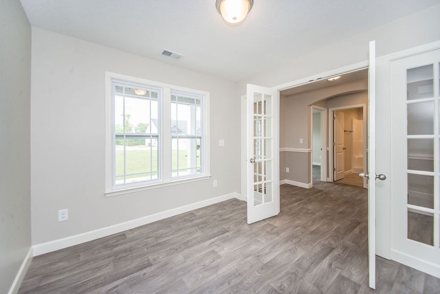 Representative unfurnished interior of a home built from the Beaumont by Enchanted Homes in Ballentine Ridge, Lyman (Image 21).
