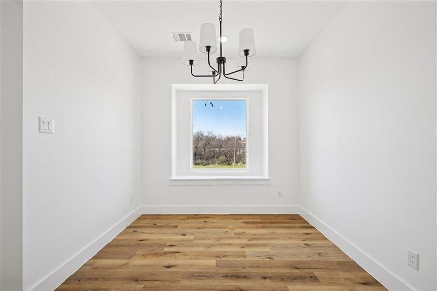 Spacious, unfurnished interior of a new home in , Fort Worth (Image 16).