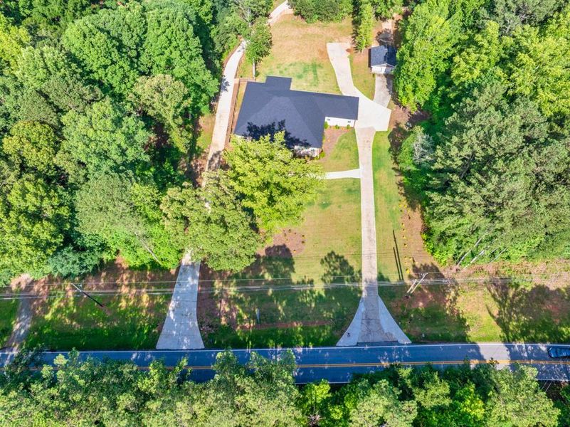 Image 70 of a home in .