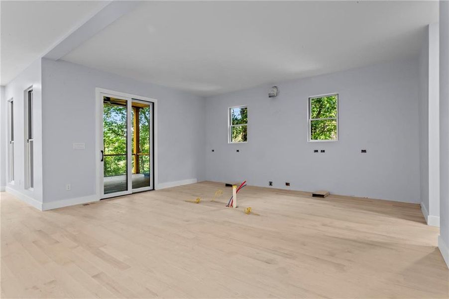 Spacious, unfurnished interior of a new home in , Marietta (Image 65).