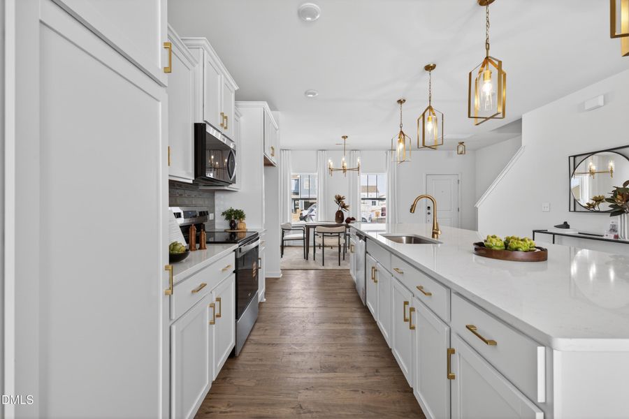 BSV 107 Devin 2098 EA3 IO (6)