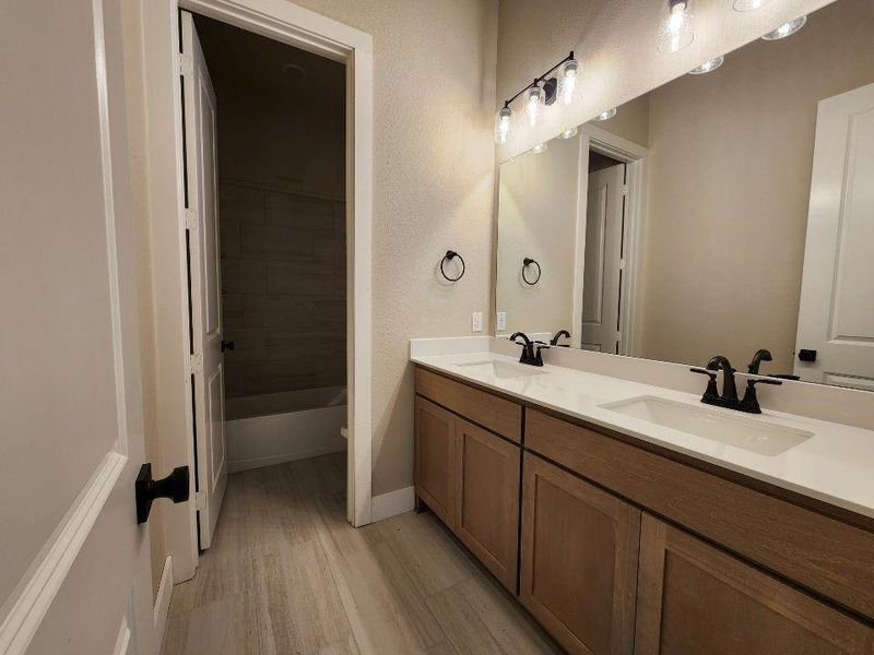 Furnished interior view inside a new home in Rocky Top, Krum (Image 10). Furnished interior view inside a new home in Rocky Top, Krum (Image 10).