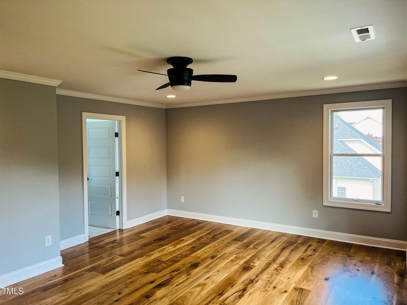 4B5CBCD2-3C62-4DD4-916B-A17566CF263D