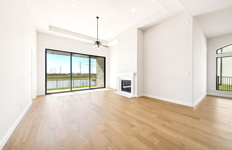 Spacious, unfurnished interior of a new home in Bridgeland 60′, Cypress (Image 30).
