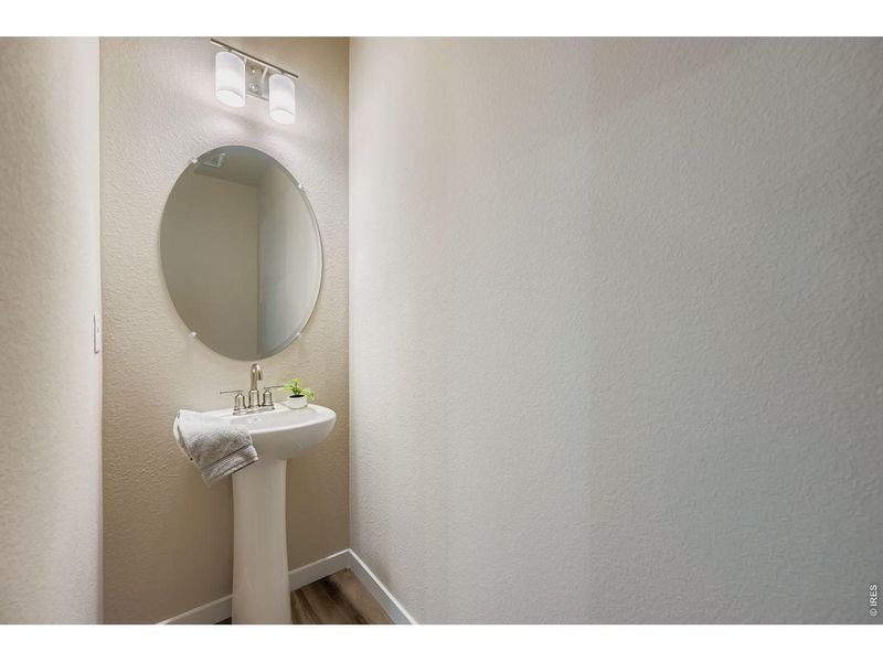 Furnished interior view inside a new home in Mountain Brook, Longmont (Image 12).