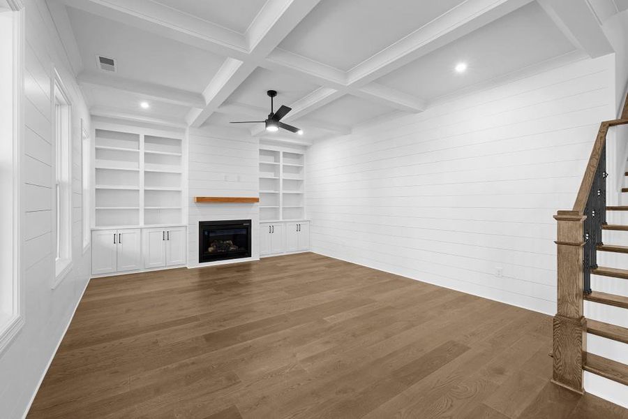 Spacious, unfurnished interior of a new home in Livingstone Park, Kennesaw (Image 34).