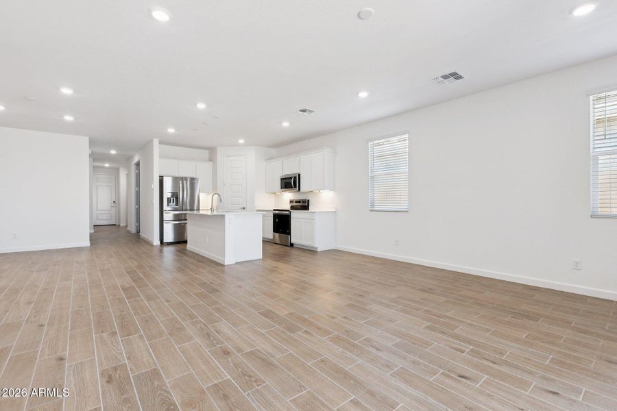 7-web-or-mls-17824-w-vogel-ave-lot-165-z 7-web-or-mls-17824-w-vogel-ave-lot-165-z