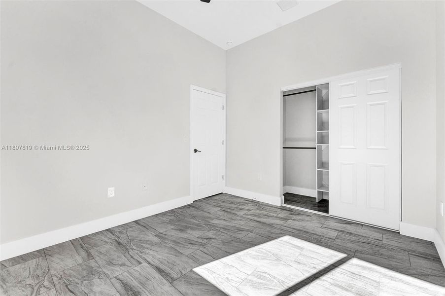 Spacious, unfurnished interior of a new home in , North Miami (Image 38).