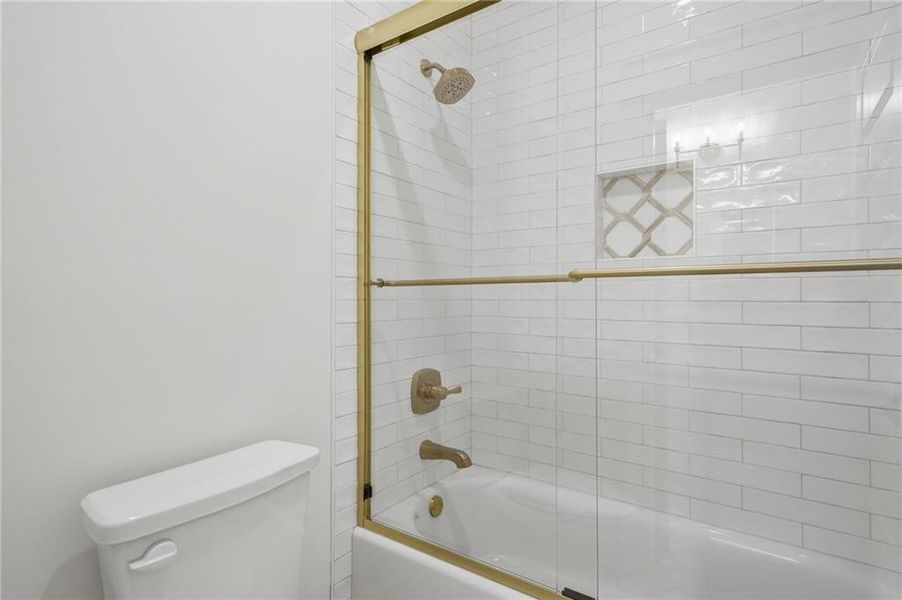 Image 49 of a home in .