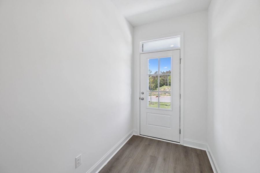 Spacious, unfurnished interior of a new home in Willow Landing, Mount Juliet (Image 20).