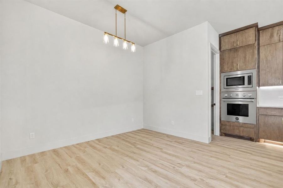 Spacious, unfurnished interior of a new home in , Dallas (Image 18). Spacious, unfurnished interior of a new home in , Dallas (Image 18).