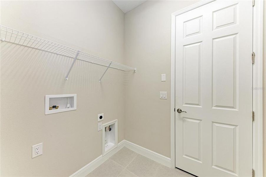 Spacious, unfurnished interior of a new home in Hawkstone, Lithia (Image 25).